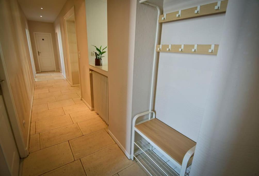 Grand Appartement De Haut Standing En Centre-Ville モンリュソン エクステリア 写真