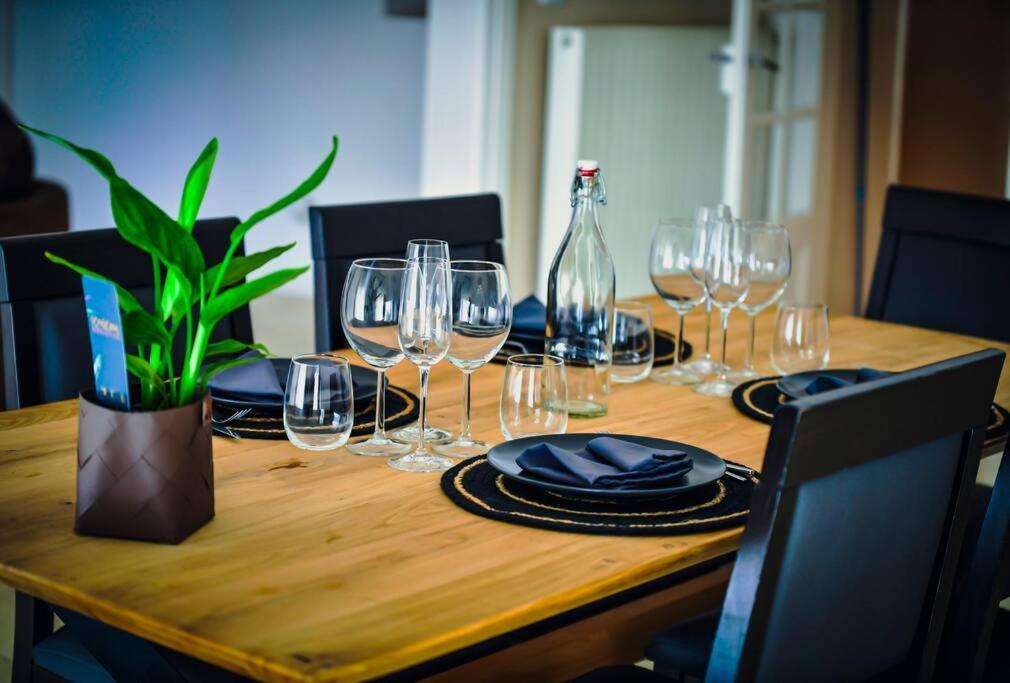 Grand Appartement De Haut Standing En Centre-Ville モンリュソン エクステリア 写真